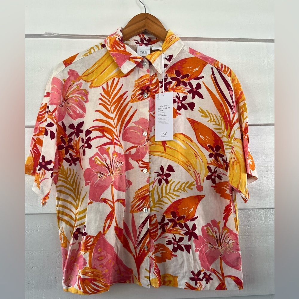 C.& C California Tropical Floral Womens Shirt Boxy Fit Resort Linen M NWT